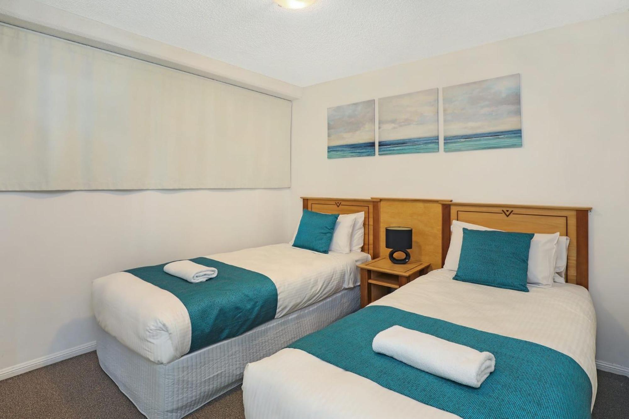 Grand Palais Boolarong Beachside Apartments Alexandra Headland Kültér fotó