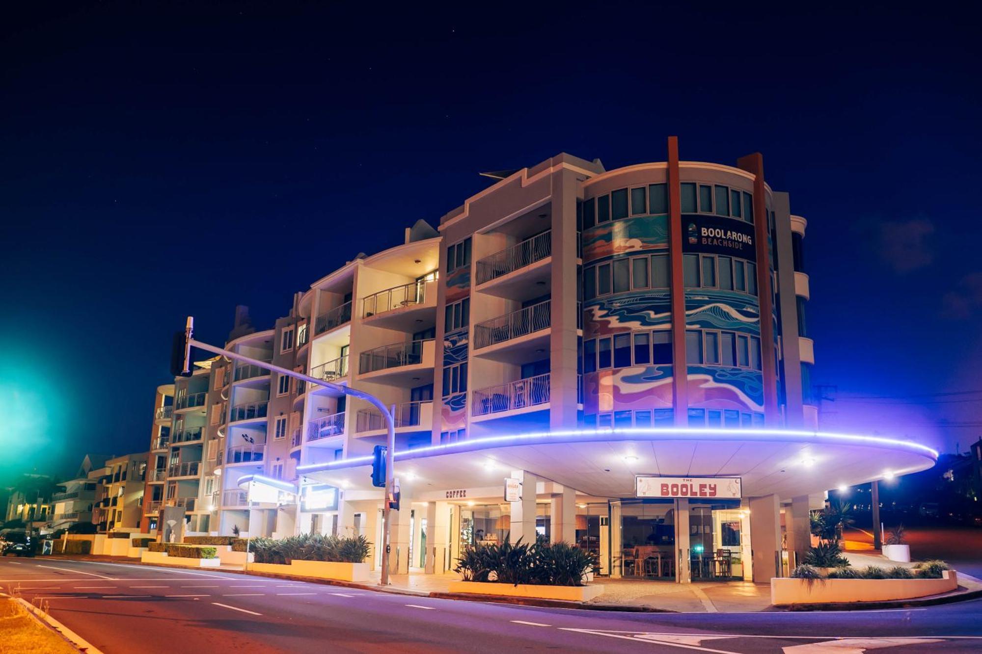 Grand Palais Boolarong Beachside Apartments Alexandra Headland Kültér fotó