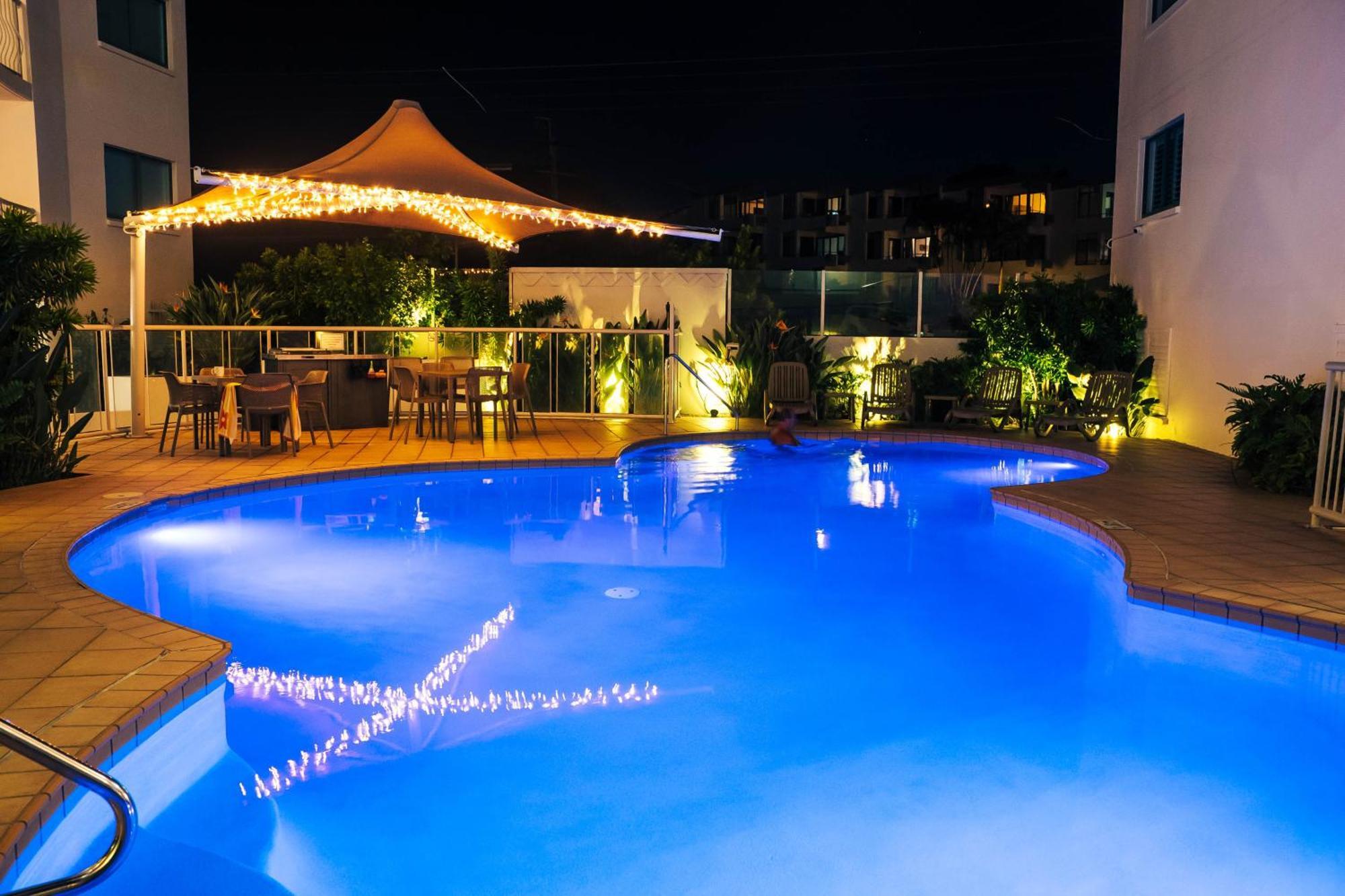 Grand Palais Boolarong Beachside Apartments Alexandra Headland Kültér fotó