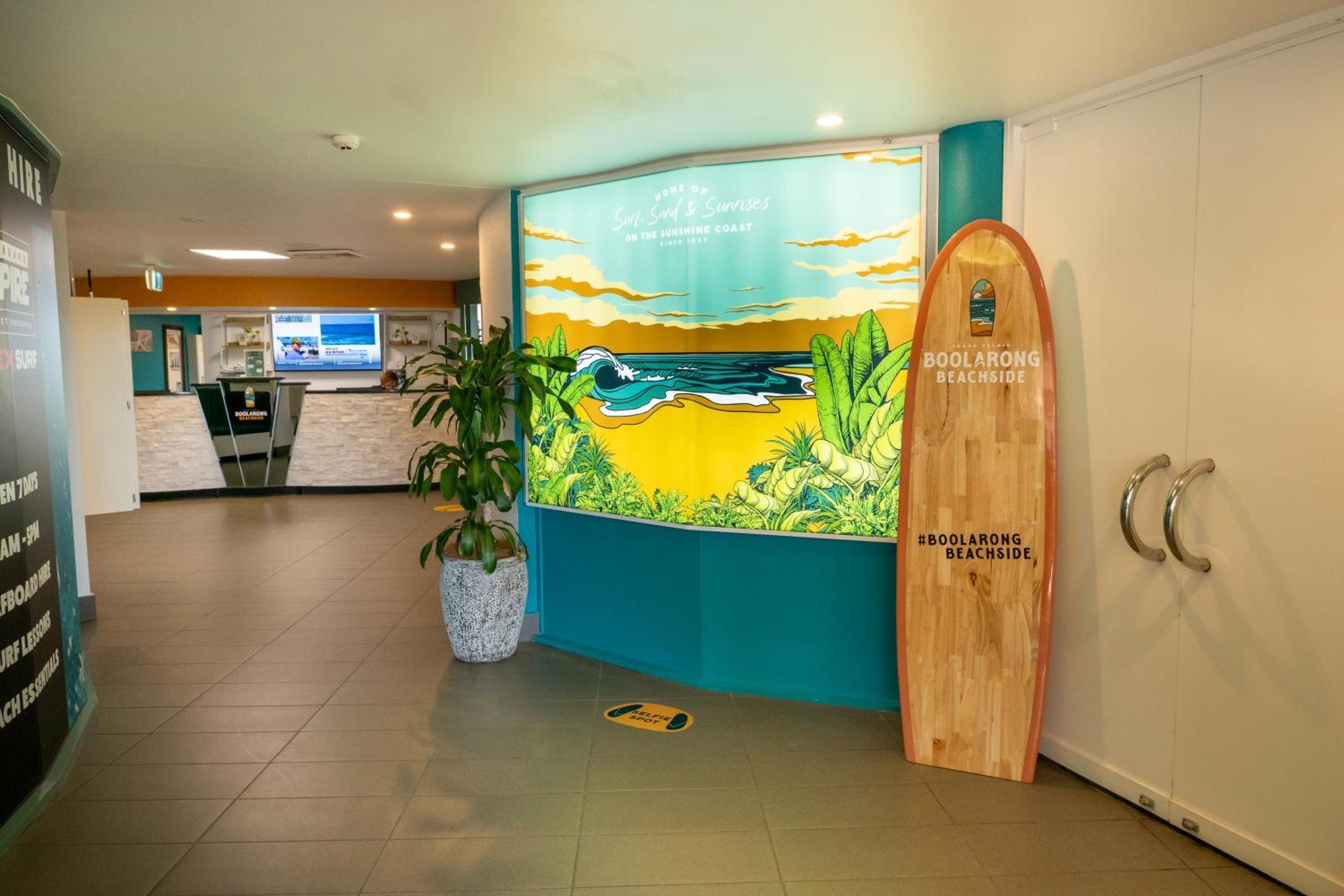 Grand Palais Boolarong Beachside Apartments Alexandra Headland Kültér fotó