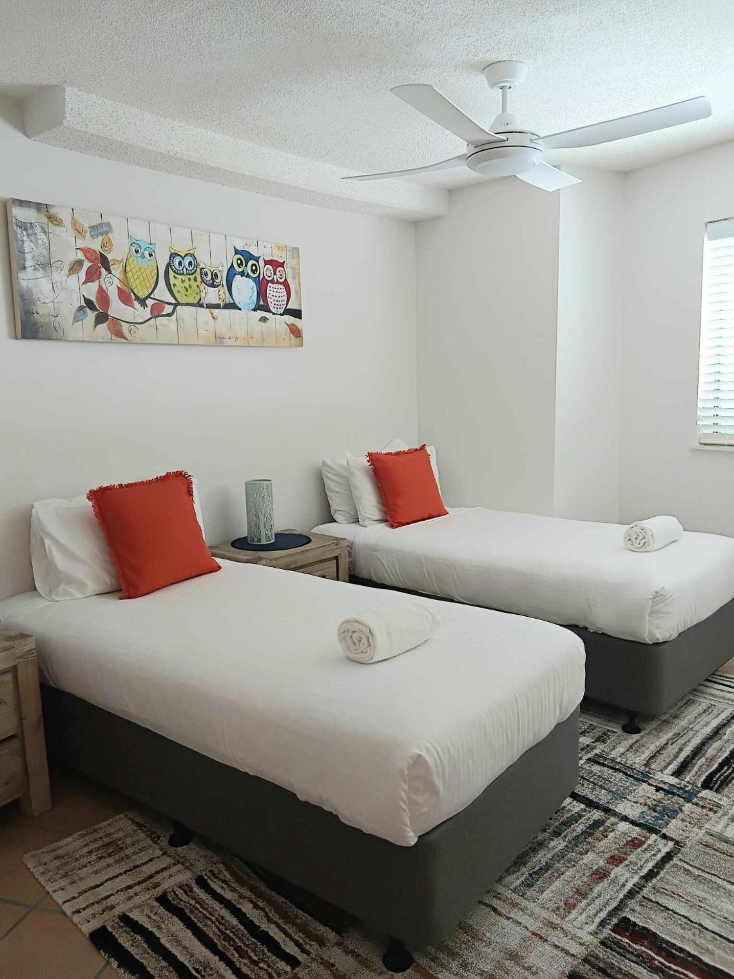 Grand Palais Boolarong Beachside Apartments Alexandra Headland Kültér fotó