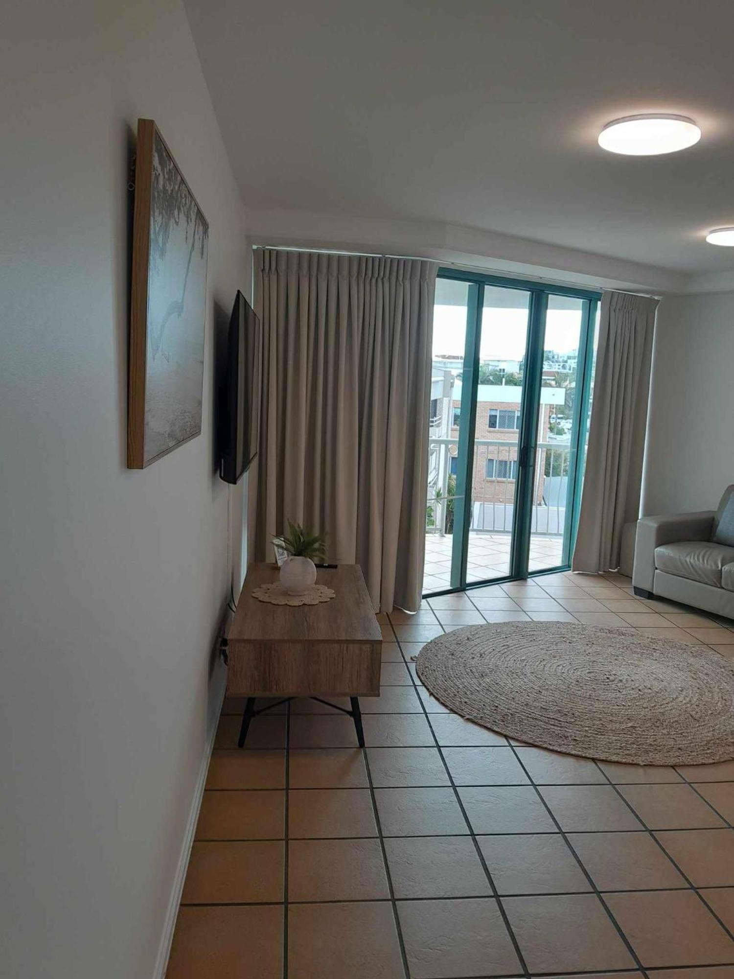 Grand Palais Boolarong Beachside Apartments Alexandra Headland Kültér fotó